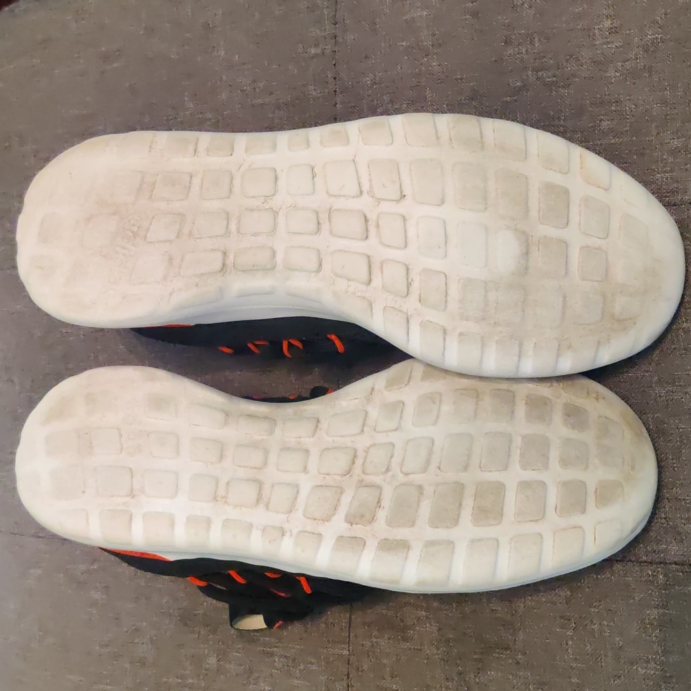 Adidas Lite Racer in a Size 7 - Picture 3 of 5